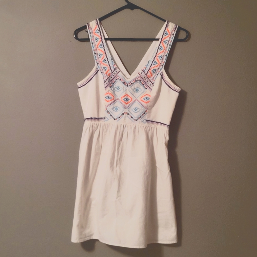 American Eagle White Embroidered Dress